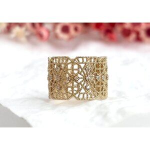 Milgrain Cutout Glass 90's Gold Toned Costume Jewelry Vintage Ring - sz 7